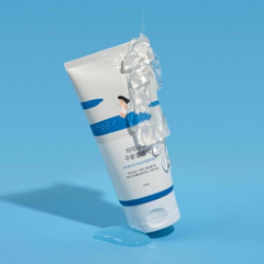 Birch Juice Moisturizing Cleanser 150ml ROUND LAB-The Cosmetic Store New Zealand