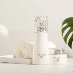 DECORTÉ AQ Meliority Radiance Repair Foaming Cleanser