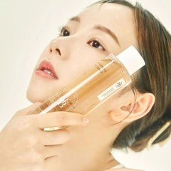 Moisturizing Korean toner by HEVEBLUE – Salmon Caring Centella Toner