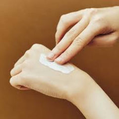 MADAGASCAR CENTELLA PROBIO-CICA GLOW SUN AMPOULE 50ML