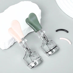 Soft rounded silicone cushion pad on UUYP perfect fit eyelash curler