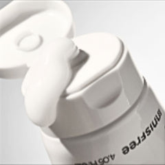 Innisfree Green Barley Mild Peeling Gel 120ml – gentle exfoliating gel texture