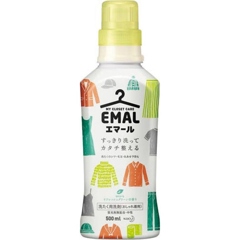 Emar Delicate Laundry Detergent Fresh Green Scent 500ml - KAO - The Cosmetic Store New Zealand